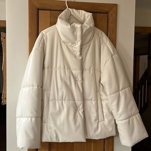 INC puffer - like new